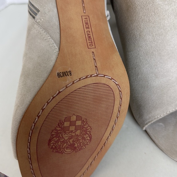 Vince Camuto Gorgeous Sashane French Grey Verona Bootie Size 8.5 M - Picture 7 of 7